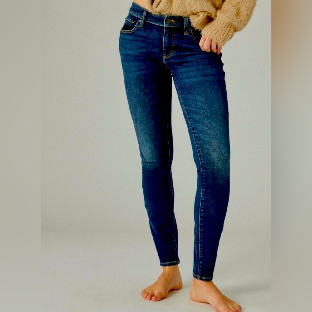 Lucky Brand Charlie Skinny Jeans 6 / 28